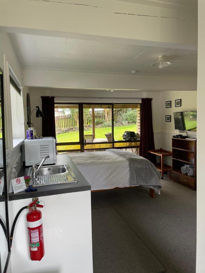 Hill'S Hideaway Hotel Dargaville Esterno foto